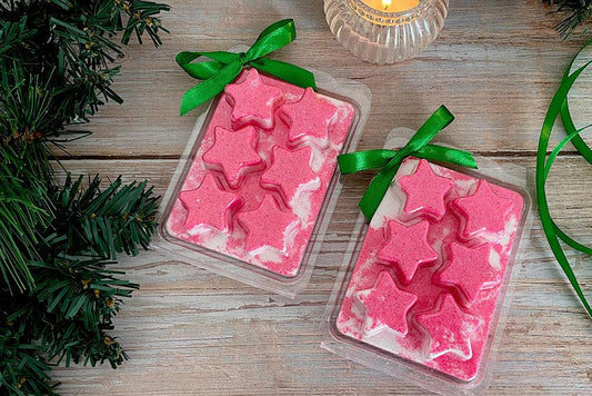 Christmas DIY: Foaming Cranberry Peppermint Bath Bombs using Clamshells - Craftovator